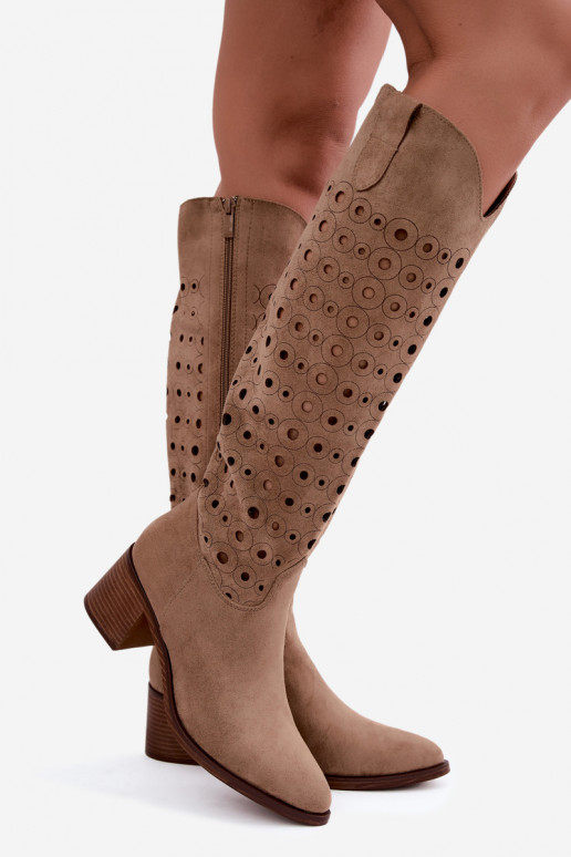 Knee-high saapad perforatsioonielementidega Kireya pruun
