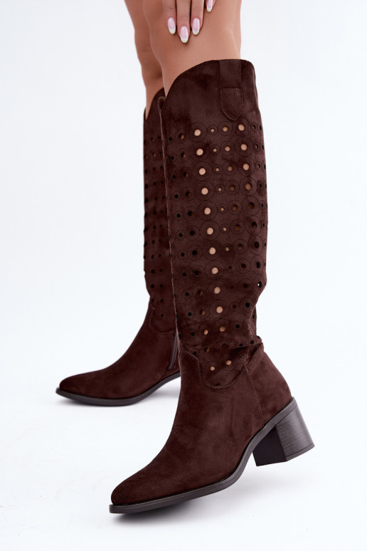 Knee-high saapad perforatsioonielementidega Kireya šokolaad