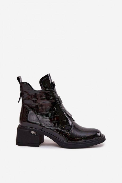 Nahknaiste ankle boots koos reljeefse detailiga mustad Lorenza