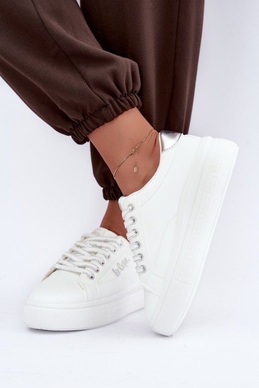 platvormiga spordijalatsid Lee Cooper LCJ-26-44-4561 valges