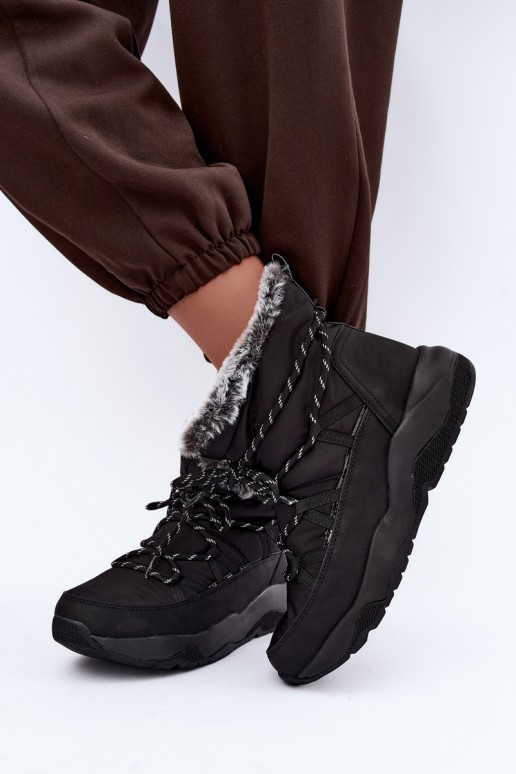 libisev lumeeneboots stiilsete detailidega Lee Cooper LCJ-24-03-3063 mustas värv