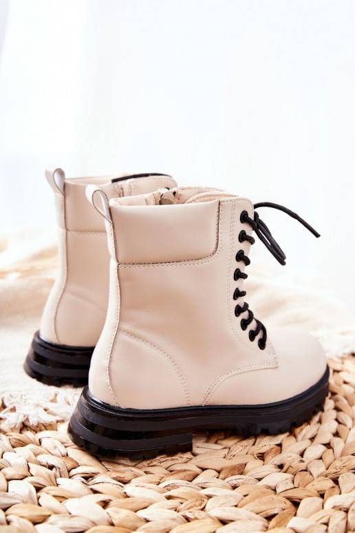 Klassikalise mudeli Laste jalanõud... Klassikalise mudeli Laste jalanõud...