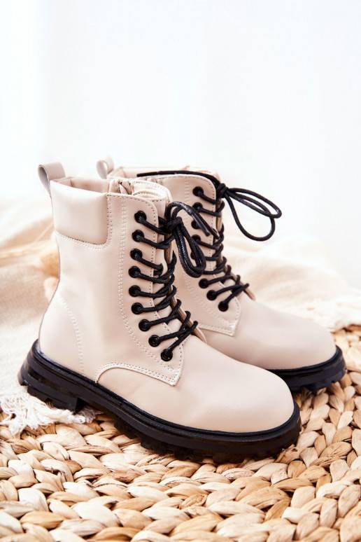 Klassikalise mudeli Laste jalanõud... Klassikalise mudeli Laste jalanõud...