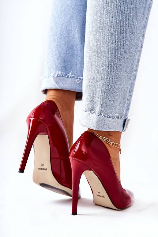 Laque kõrge kontsaga terava ninaga... Laque kõrge kontsaga terava ninaga...