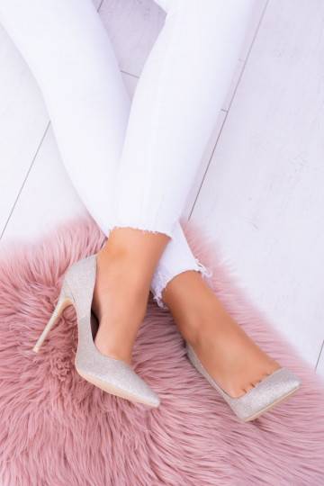 Läikivad kuldset värvi...