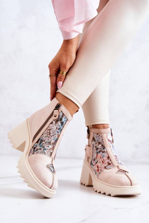 Naiste poolsaapad beeži värvi Naiste poolsaapad beeži värvi