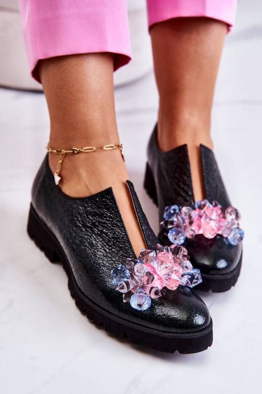 Elegantsed jalatsid kaunistustega... Elegantsed jalatsid kaunistustega...