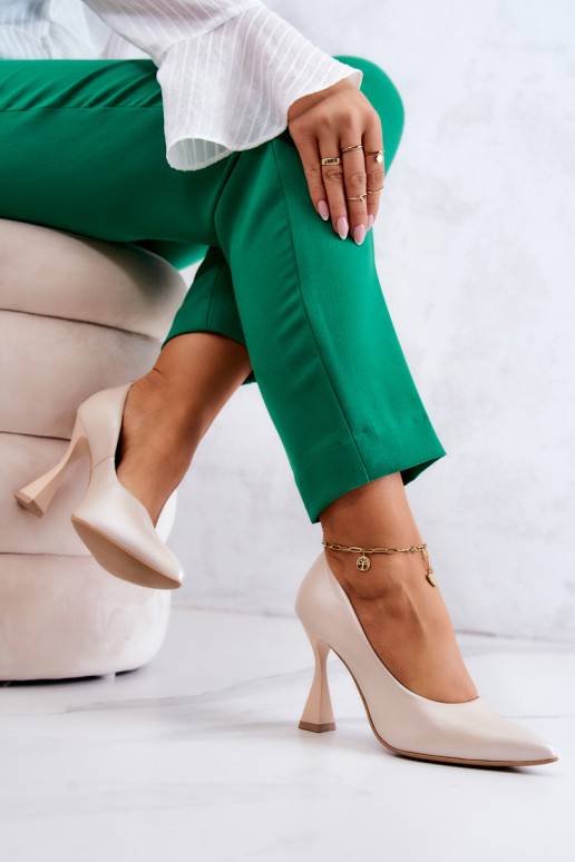 Moekad Kingad Shoes beeži värvi