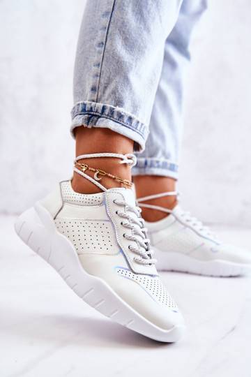 Sneakers tüüpi jalanõud...