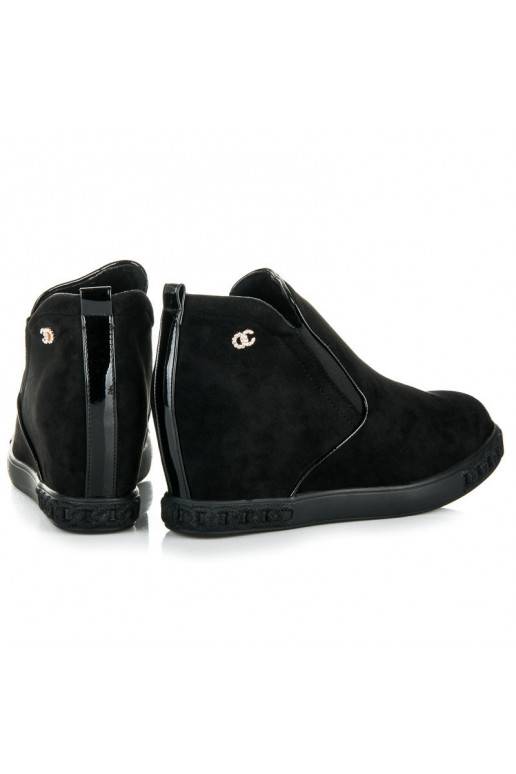 Seemisnahast mustad varjatud... Seemisnahast mustad varjatud...