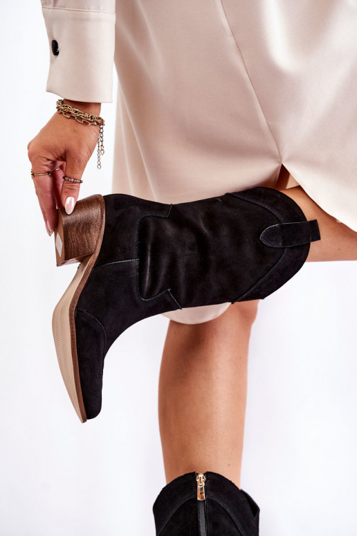 seemisnakhsed pika säärega saapad   Shoes mustad