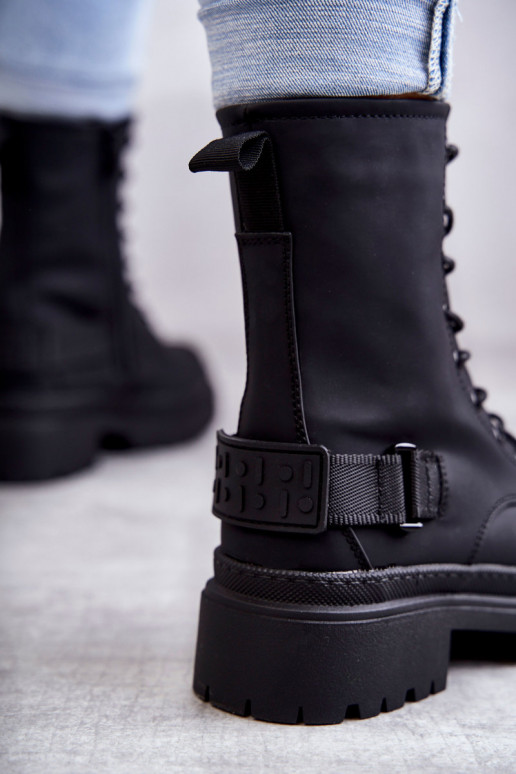 Naiste poolsaapad voodriga tõmblukuga... Naiste poolsaapad voodriga tõmblukuga...