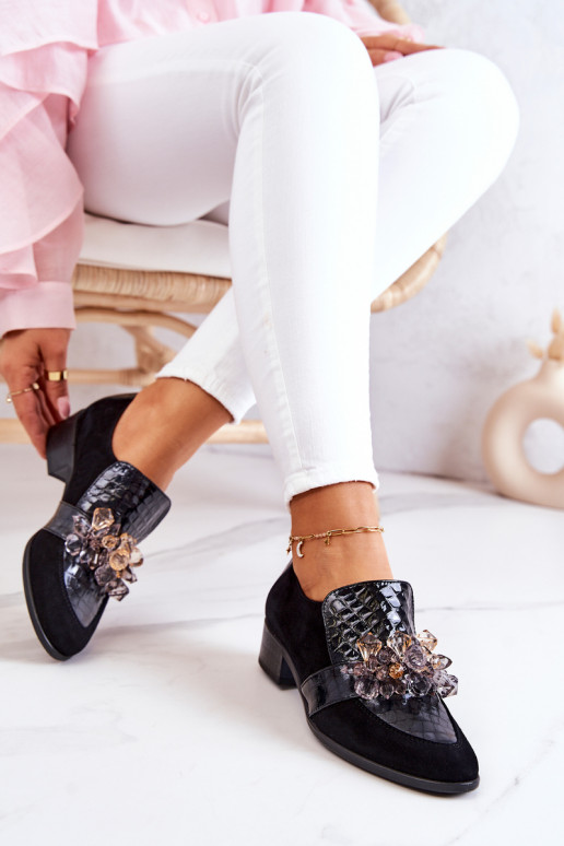 Seemisnakhsed jalatsid kaunistustega... Seemisnakhsed jalatsid kaunistustega...