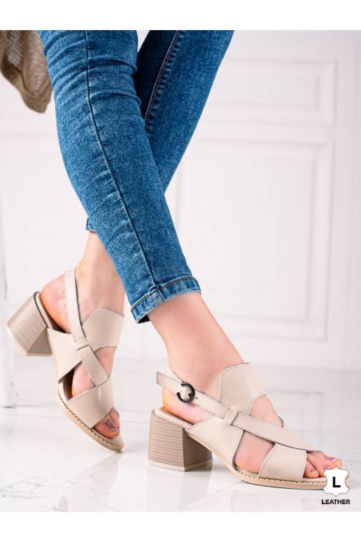 Naturaalsest nahast sandaalid kõrge... Naturaalsest nahast sandaalid kõrge...