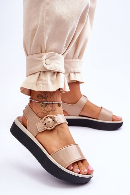 Sandaalid beeži värvi-mustad Sandaalid beeži värvi-mustad