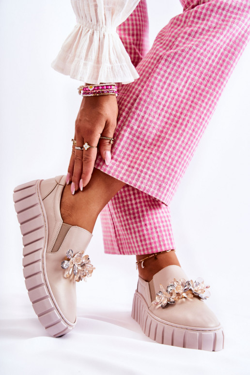 Stiilsed spordijalatsid naturaalsest... Stiilsed spordijalatsid naturaalsest...