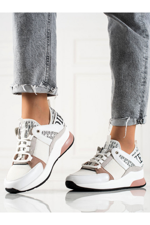 Moekad vabaajajalatsid Vinceza valge...