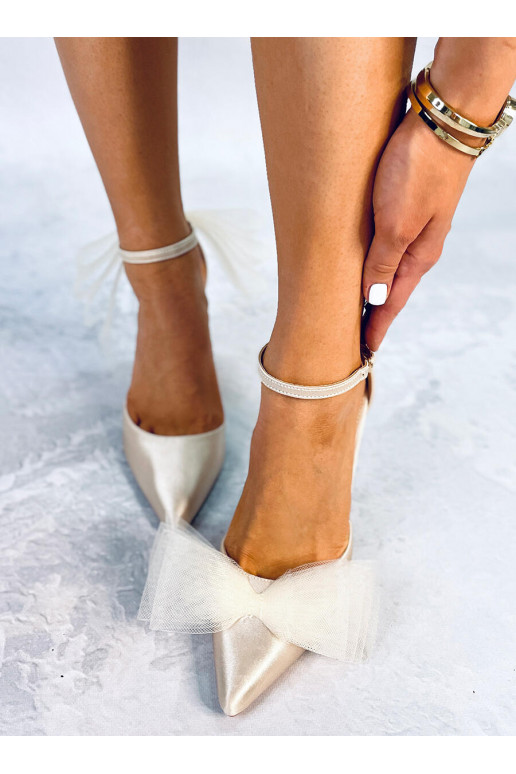 Kõrge kontsaga tülli paelaga SHEENA...