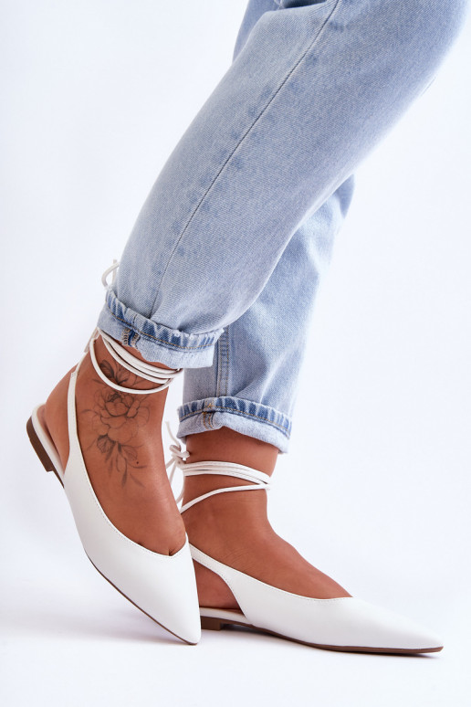 lipsudega baleriinad valget värvi... lipsudega baleriinad valget värvi...