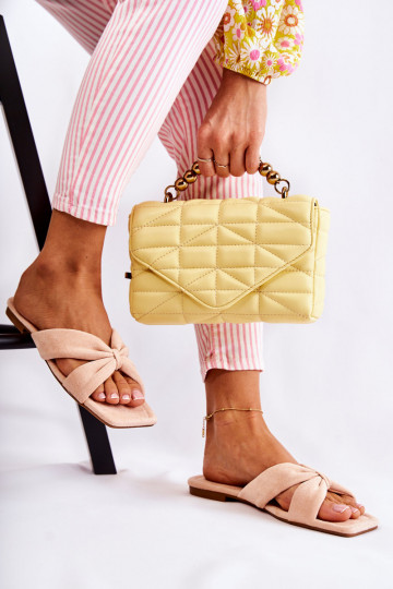 veluurist Plätud Heleroosat...