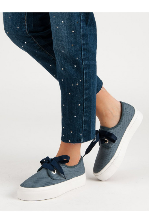 paelte ja lehvidega vaba aja jalatsid... paelte ja lehvidega vaba aja jalatsid...