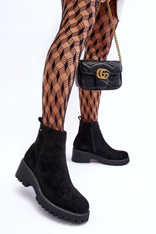 Naiste poolsaapad seemisnakhsed... Naiste poolsaapad seemisnakhsed...