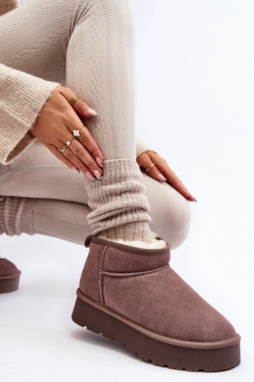 Moekad seemisnakhsed  nööpidega...