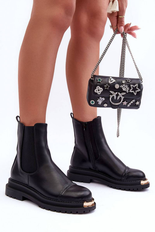 Naiste poolsaapad   mustad Nialee