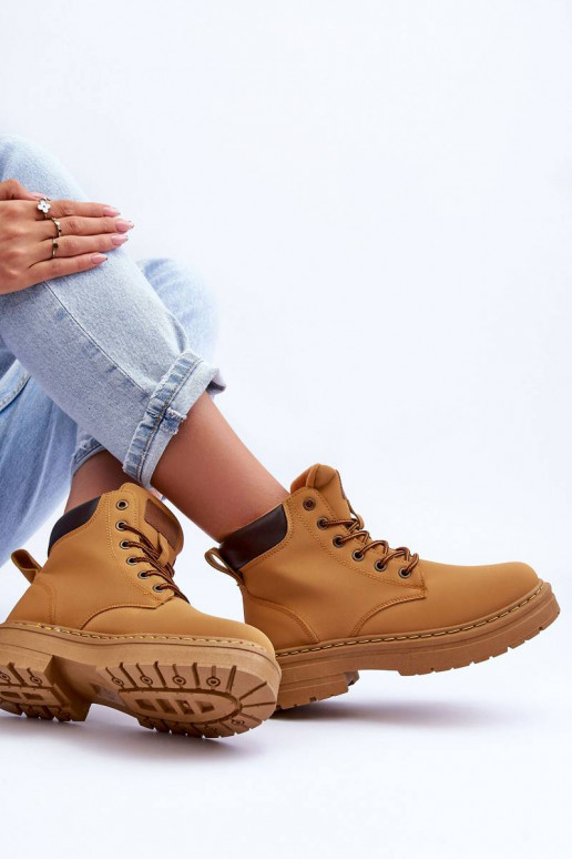 Jalanõud Naiste poolsaapad voodriga... Jalanõud Naiste poolsaapad voodriga...