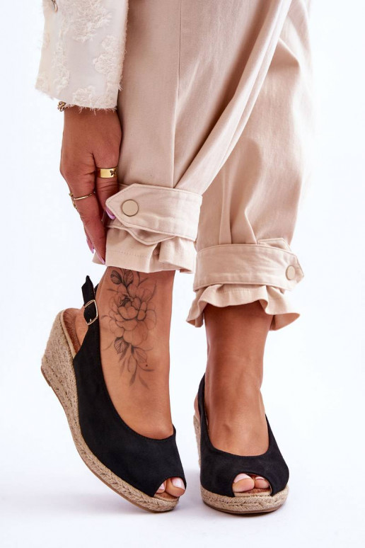 Seemisnahksed platvormkingad mustad... Seemisnahksed platvormkingad mustad...