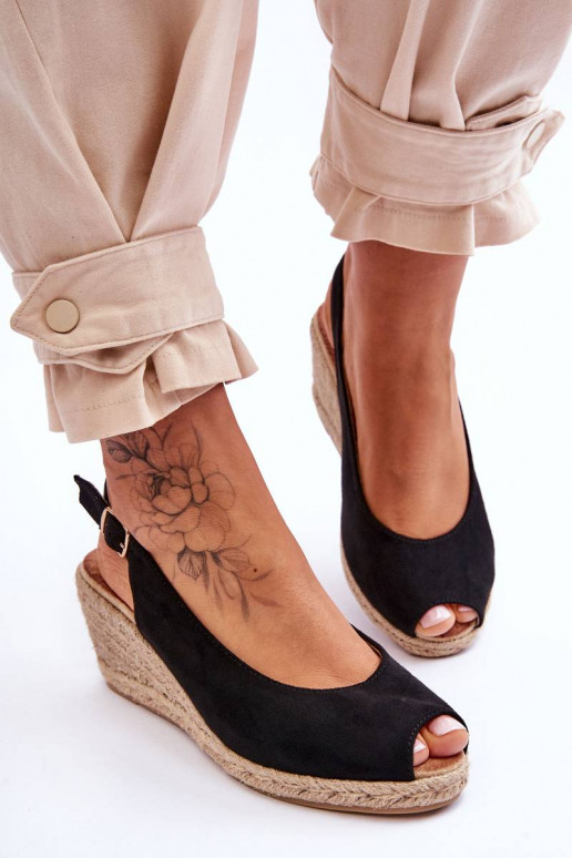 Seemisnahksed platvormkingad mustad... Seemisnahksed platvormkingad mustad...