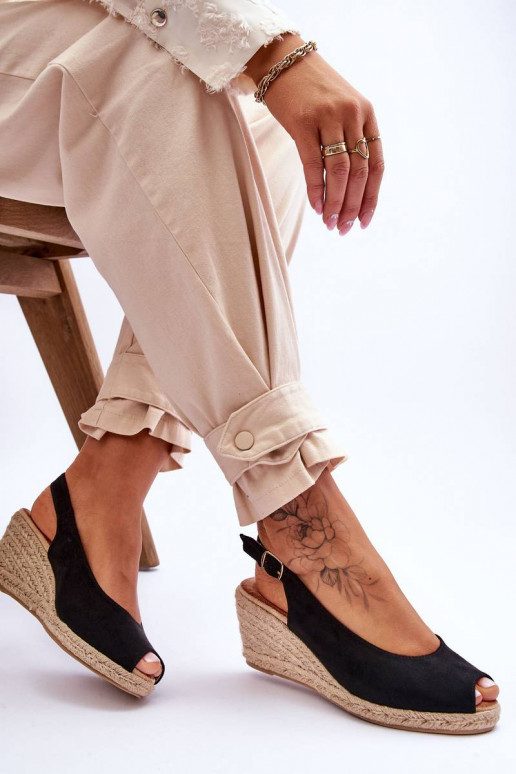 Seemisnahksed platvormkingad mustad... Seemisnahksed platvormkingad mustad...