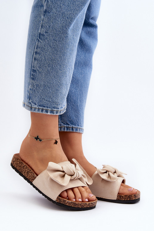 Naiste plätud beeži seeephiraga