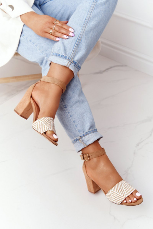 Sandaalid  kõrge jämeda kontsaga... Sandaalid  kõrge jämeda kontsaga...