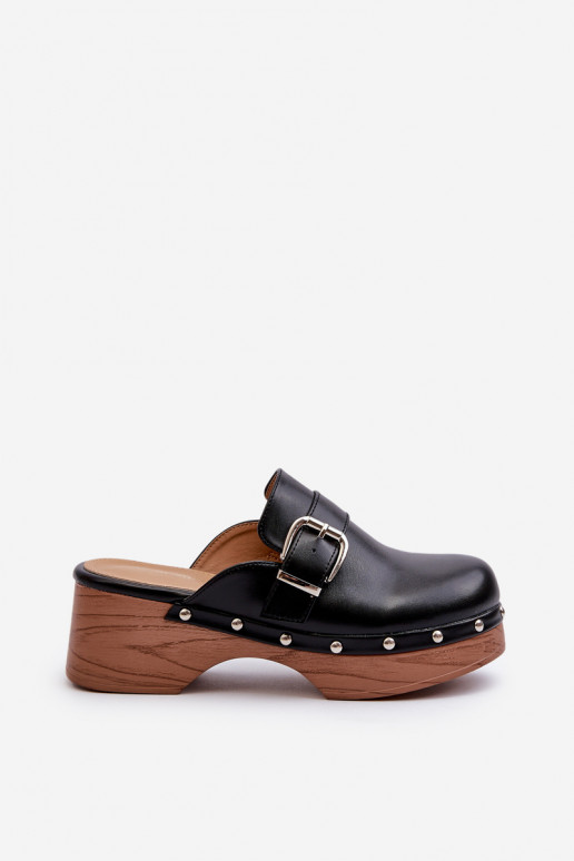 Sussid  neetide ja pandlaga mustad... Sussid  neetide ja pandlaga mustad...