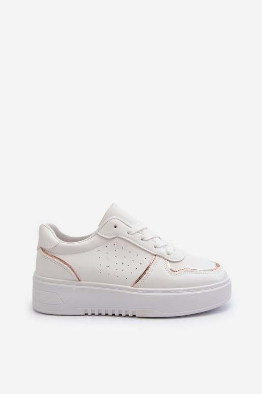 Sneakers tüüpi jalanõud platvormiga... Sneakers tüüpi jalanõud platvormiga...