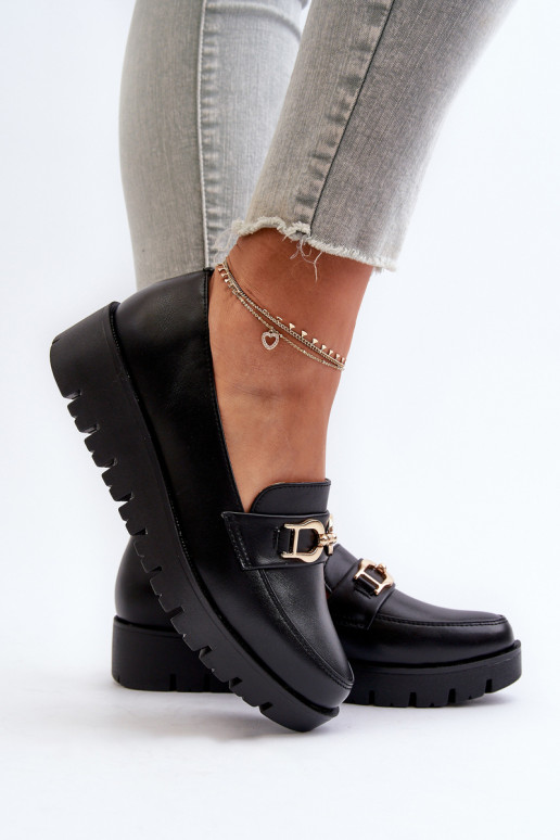 Kullatud tallaga naiste mokassiinid...