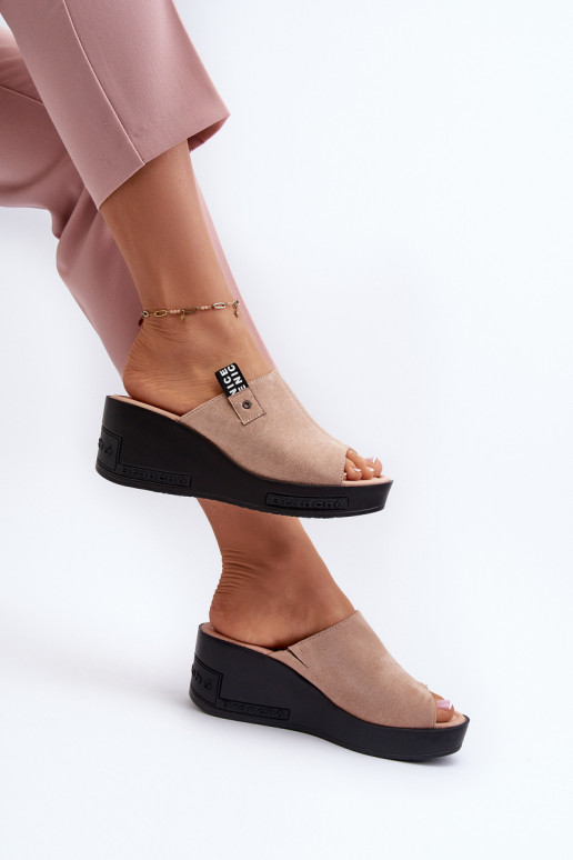 Naiste plätud  beeži värvi Vleni Naiste plätud  beeži värvi Vleni