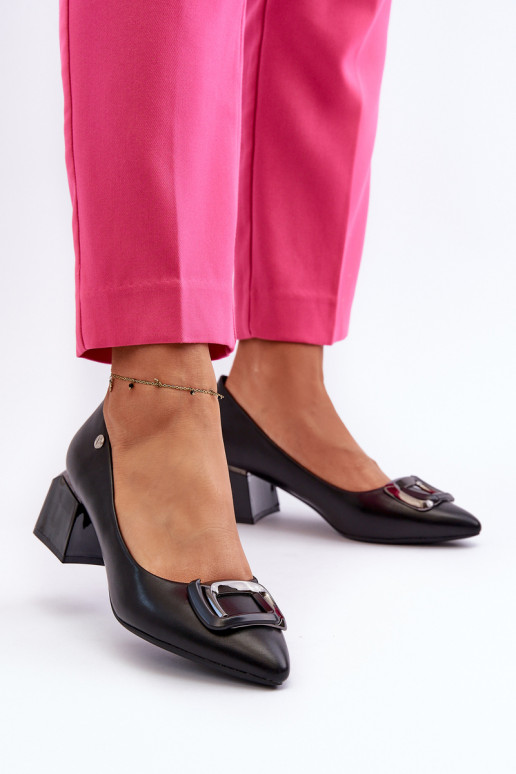 Kingad kõrge jämeda kontsaga Klocku... Kingad kõrge jämeda kontsaga Klocku...