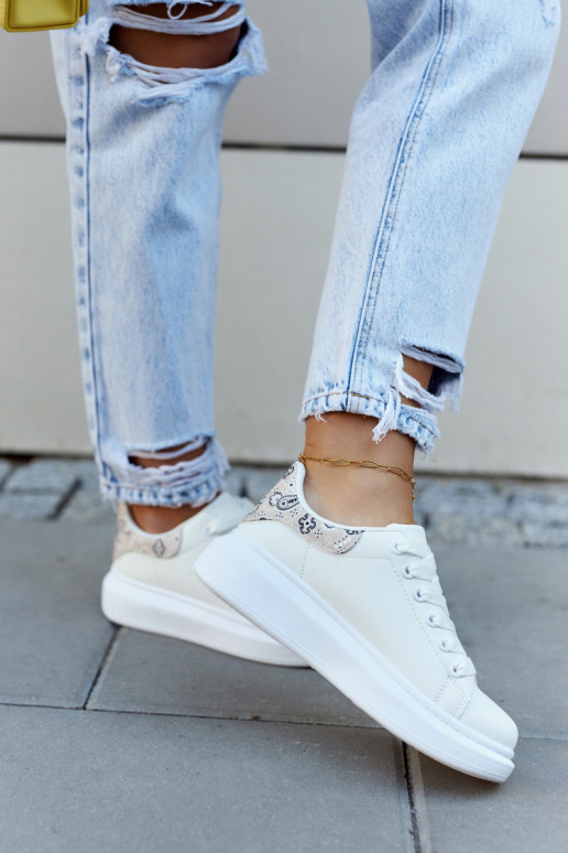 Klassikalise mudeli  sportliku...