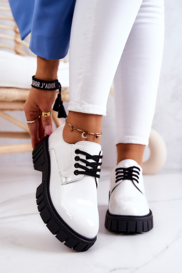 Moekad laque jalatsid La.Fi...