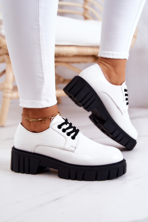 Moekad laque jalatsid La.Fi valget... Moekad laque jalatsid La.Fi valget...