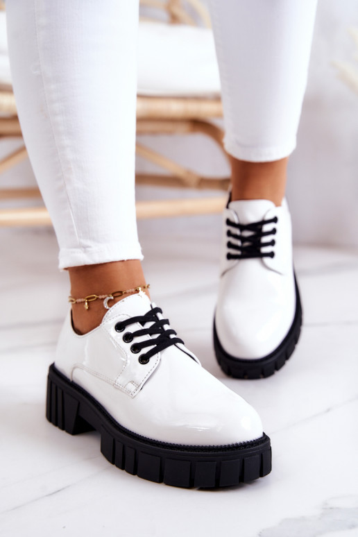 Moekad laque jalatsid La.Fi valget... Moekad laque jalatsid La.Fi valget...