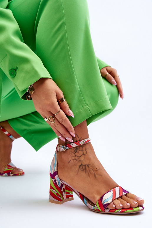 Satiinist sandaalid   beeži...