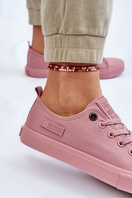 Klassikalise mudeli madalad tennised... Klassikalise mudeli madalad tennised...