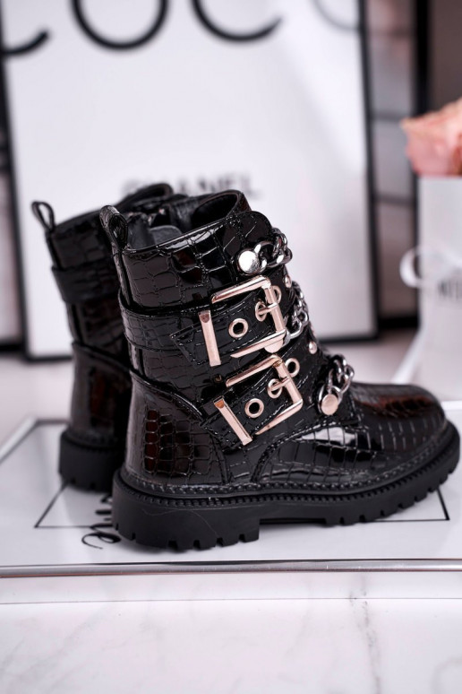 mustad  Naiste saapad