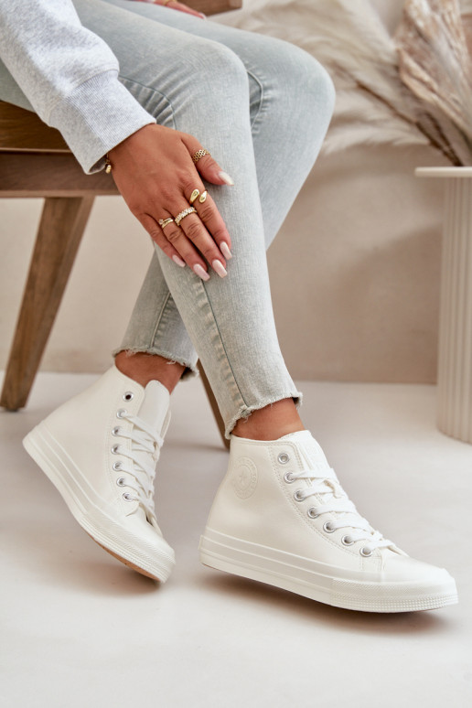 naiste saapad voodriga eko-nahast valget värvi Big Star OO274932