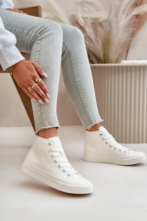 naiste saapad voodriga eko-nahast valget värvi Big Star OO274932