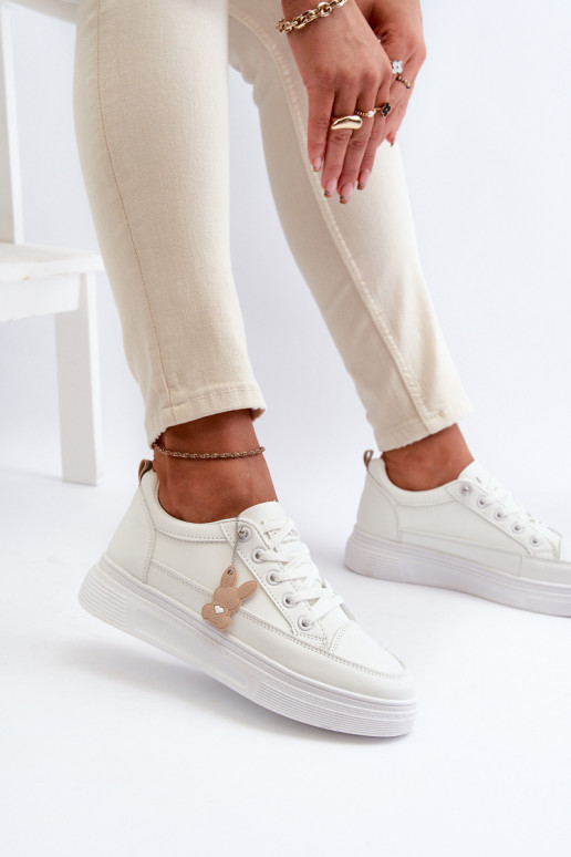 Vabaaja jalanõud spordijalatsid... Vabaaja jalanõud spordijalatsid...