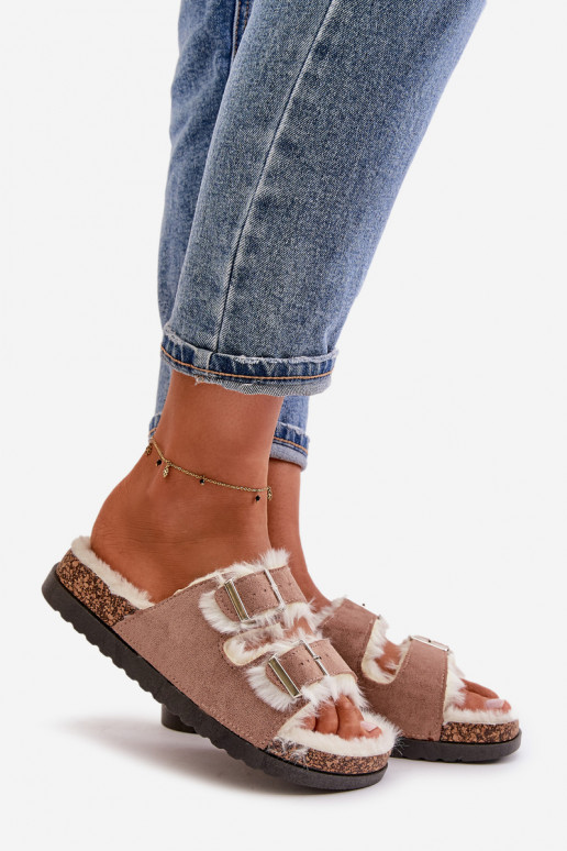 Pealiste omad Plätud Sussid neetide ja pandlaga Ja karusnahk beeži värvi Ezilena